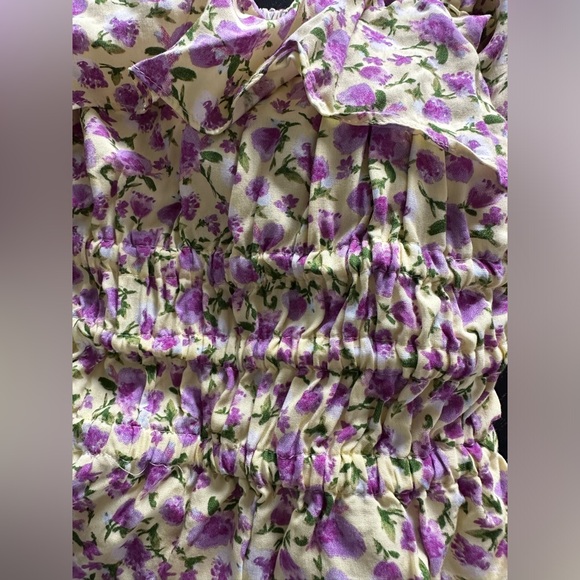 Floral top - Picture 4 of 4